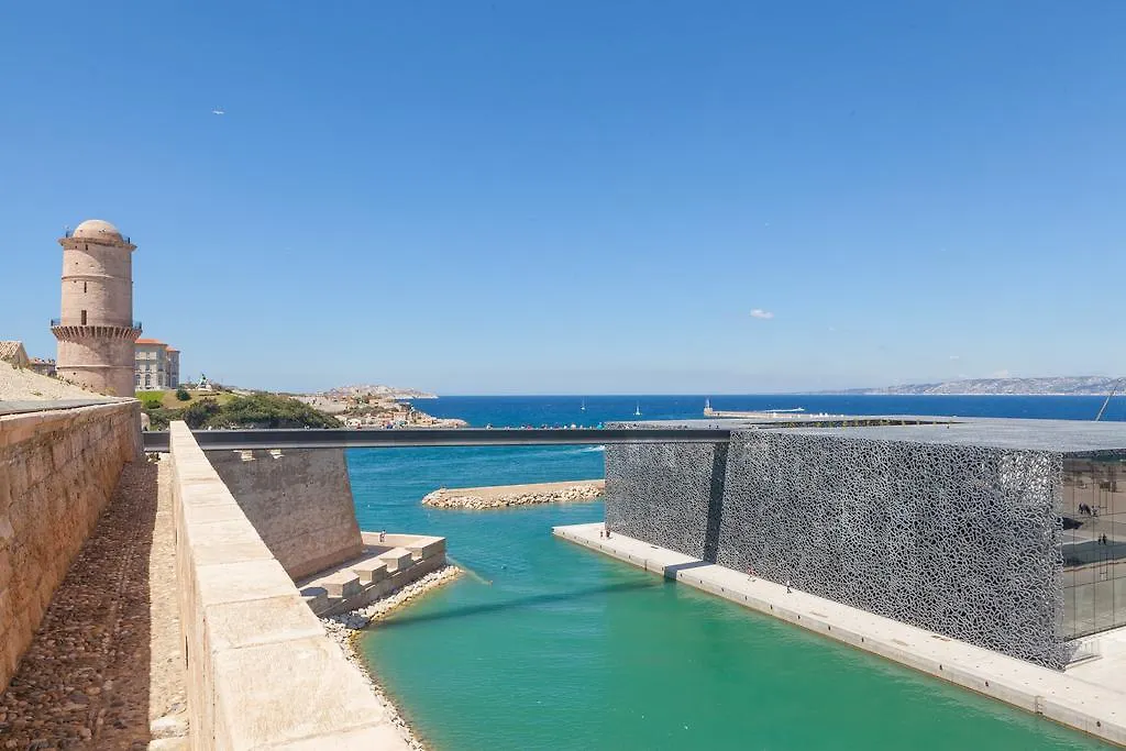 **  Europe Hotel Vieux Port Marseille France